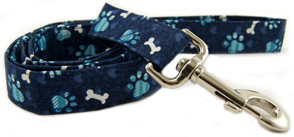 Blue Plaid Paws Dog Leash