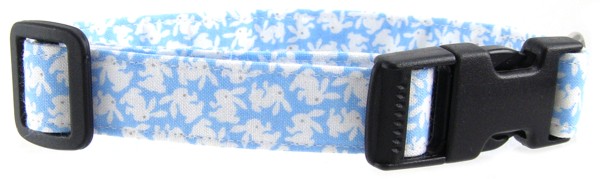 Blue Tossed BunniesDog Collar