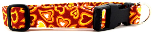 Curvy Hearts Dog Collar
