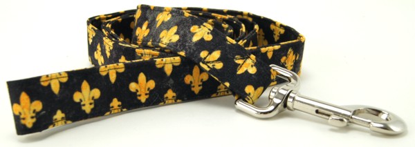 Black Fleur de Lis Dog Leash