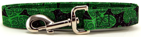 Glittery Swirled Shamrocks Dog Leash