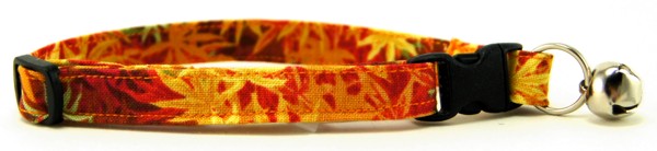 Golden Leaves Cat Collar