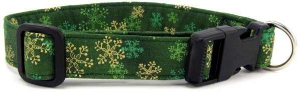 Green Snowflakes Dog Collar