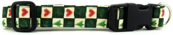 Hearts & Christmas Trees Dog Collar