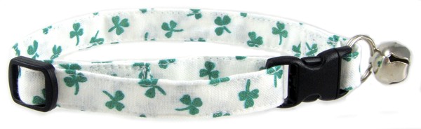 Shiny Shamrocks on White Cat Collar
